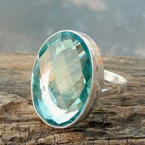 🩶 NEW Stunning fashionable sea foam green CZ ring 🩶